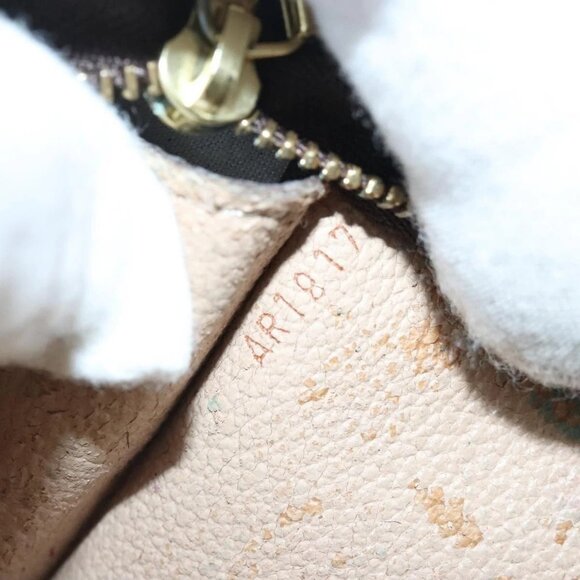 LOUIS VUITTON Monogram Bucket PM Accessory Pouch LV Auth 99633 - Picture 12 of 16
